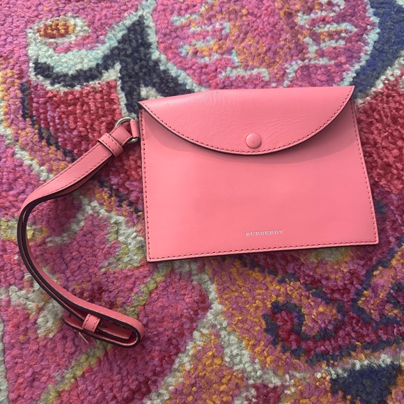 EUC Burberry bucket bag - Picture 5 of 6